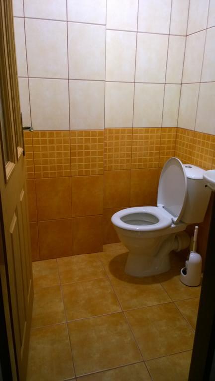 Hotel Penzion Eqilon à Mělník Extérieur photo
